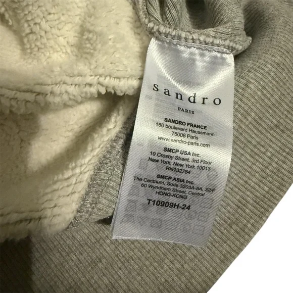 Sandro
Graphic Print Mock Neck Sweatshirt size 2 - Picture 12 of 14